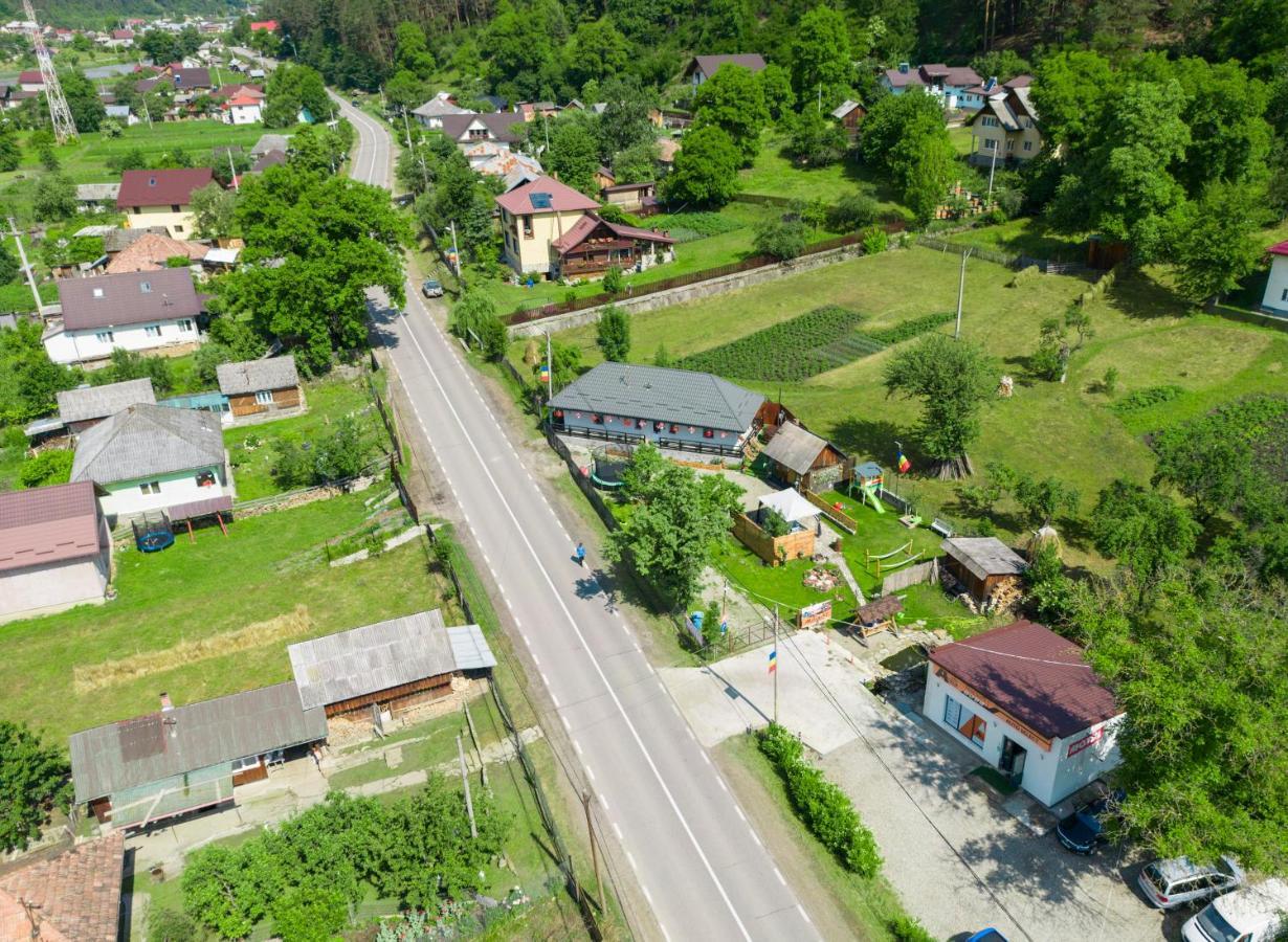 Casuta De Vacanta Poiana Poiana Teiului Bagian luar foto